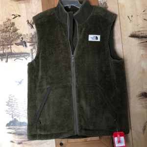 Men’s North Face Vest